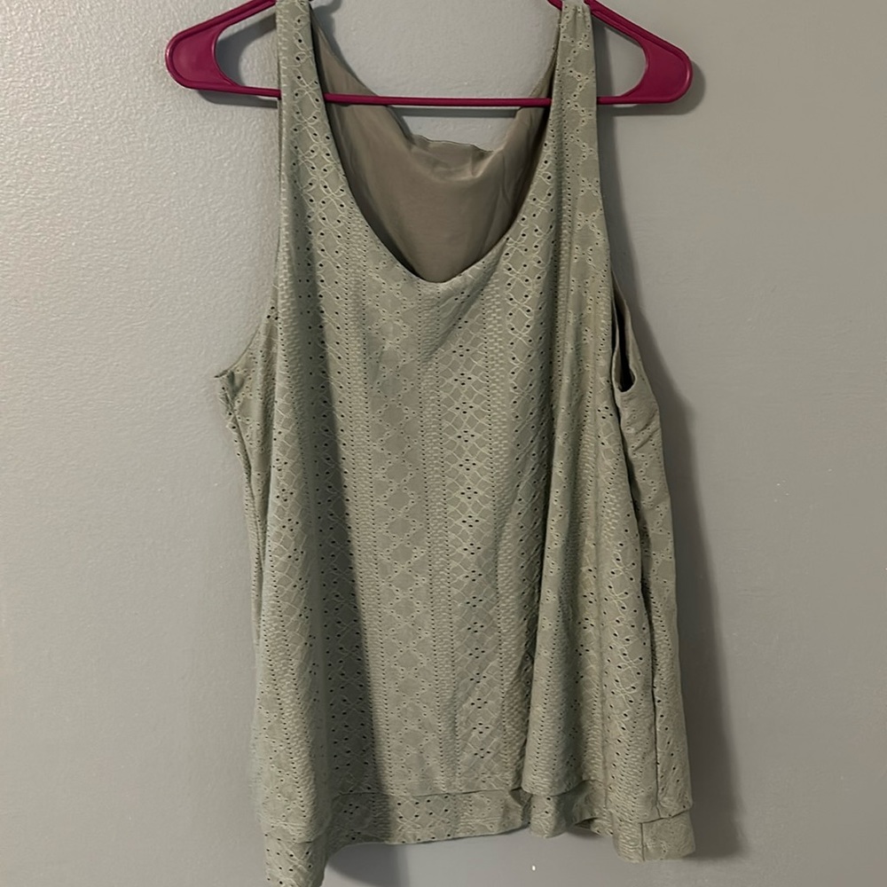 Green eyelet style tank